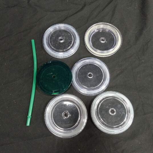 Box of 6 Starbucks Plastic Cups w/ Lids image number 3