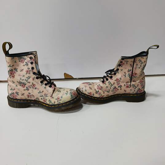 Women's Dr. martens Floral Pascal Design Boots Size 7 M image number 3