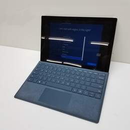 Microsoft Surface Pro 5 12.3" Tablet Intel Core i5-7300U CPU 8GB RAM 256GB SSD