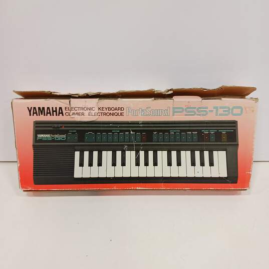 Yamaha Porta Sound PSS-130 Electric Keyboard in Original Box image number 6