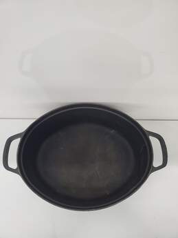 Staub - Cocotte Oval Cast Iron Pot With Lid F#33 alternative image