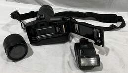 Canon EOS 650 Film Camera w/ Accessories alternative image