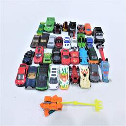 Mixed Lot  Of  Die Cast Vehicles alternative image