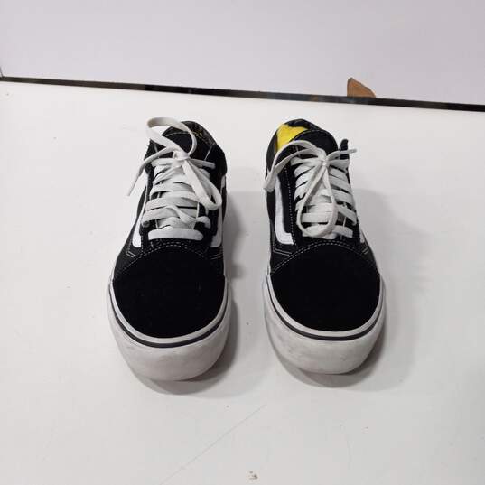Vans Unisex Black Low Top Skate Shoes Men 8.5/Women 10 image number 2