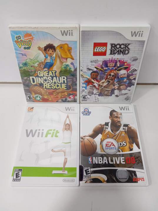 Bundle of 4 Assorted Nintendo Wii Video Games image number 1