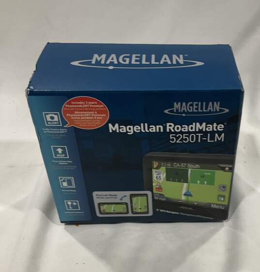 Magellan Roadmate image number 1