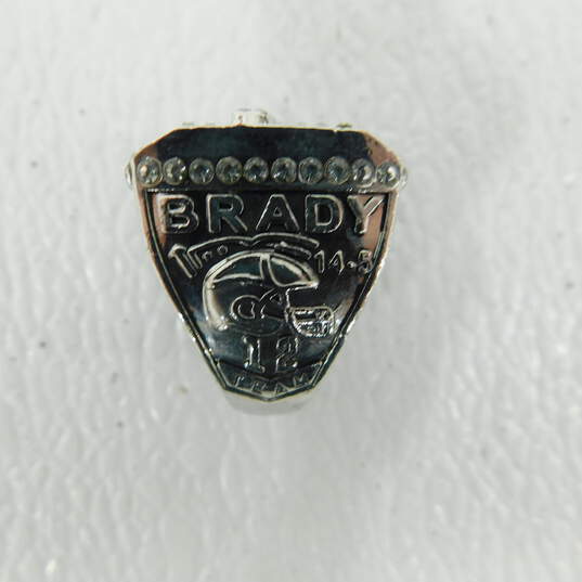 Tom Brady New England Patriots 2001 Super Bowl XXXVI Replica Ring image number 3