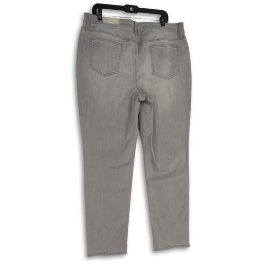 NWT Womens Gray Denim Mdium Wash 5 Pocket Design Skinny Jeans Size 3T image number 2
