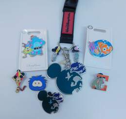 Collectible Disney Mickey Mouse Nemo Eeyore Variety Character Enamel Trading Pins & Lanyard 130.4g