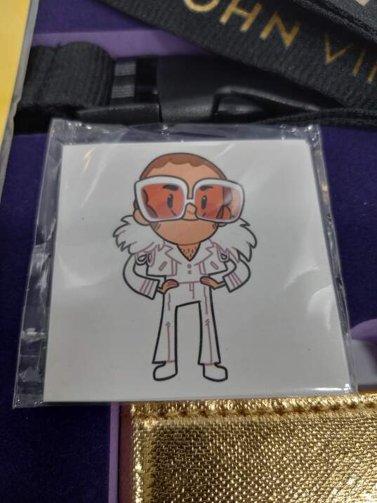 Elton John VIP Gift Set image number 3