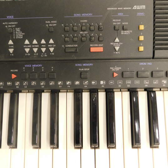 VNTG Yamaha Brand PSR-400 Model Electronic Keyboard image number 6