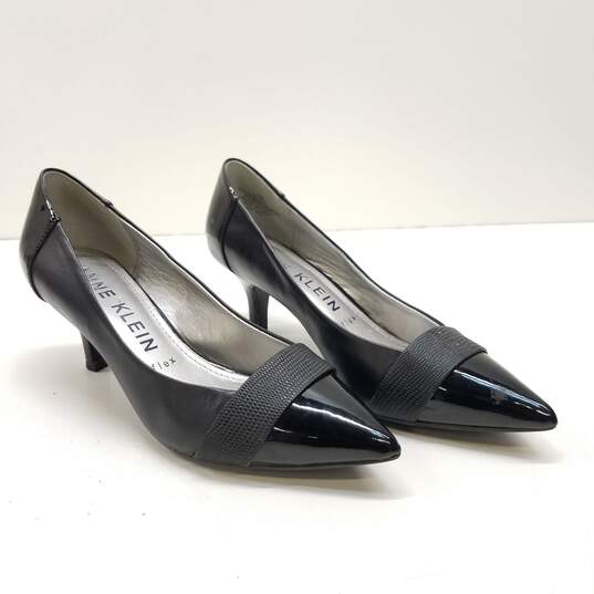 Anne Klein Finn IFlex Black Leather Pointed Toe Kitten Pump Heels Shoes Size 7.5 M image number 3