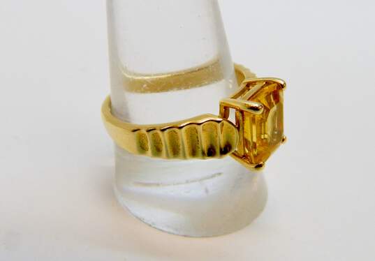 10K Yellow Gold Radiant Citrine Ridged Ring 4.7g image number 2