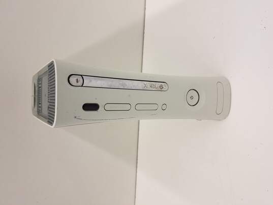 Microsoft XBOX 360 Console For Parts or Repair image number 1