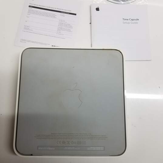 Apple AirPort Time Capsule 2 802.11n Dual Band Wireless Router 1TB HDD A1355 image number 2