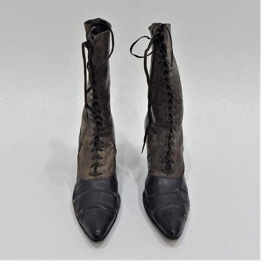 Antique Victorian Edwardian Era Leather Lace Up Boots Heels Women's Shoes image number 1