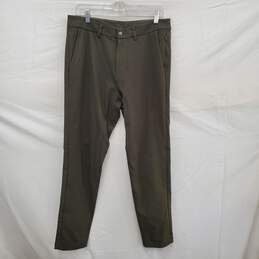 Lululemon MN's Athletica Forest Green Trousers  Size 32 x 32
