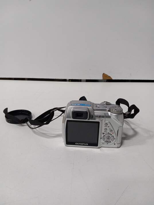Olympus SP-510UZ 7.1MP Digital Camera image number 3