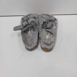 Birkenstock Gray Faux Fur Lined Suede Sandals (Women's Size 9, Men's Size 7) alternative image