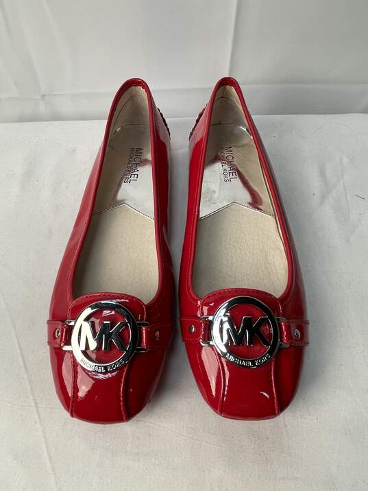 Certified Authentic Michael Kors Red Patent Leather Flats Size 7.5M image number 1