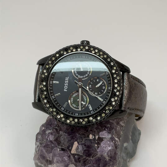 Designer Fossil ES-2896 Chronograph Dial Adjustable Strap Analog Wristwatch image number 1