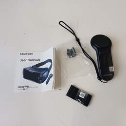 Samsung Gear VR Headset With Controller IOB alternative image