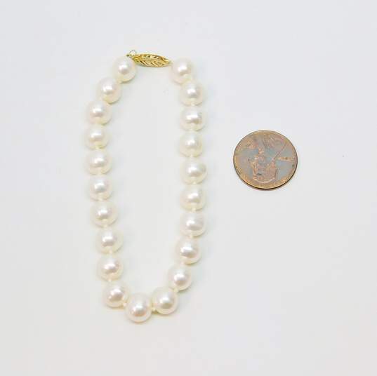 Romantic 14K Yellow Gold Clasp Pearl Bracelet 13.6g image number 5