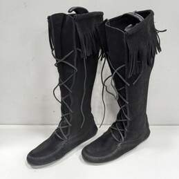 Minnetonka Womens Black Leather Boots Size 9 alternative image