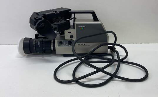 Sony Trinicon HVC-2400 Professional Video Camera w/ Accessories image number 5