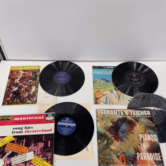 Bundle of 10 Assorted Vintage Classical Vinyl Records (60s,70s,80s) image number 2