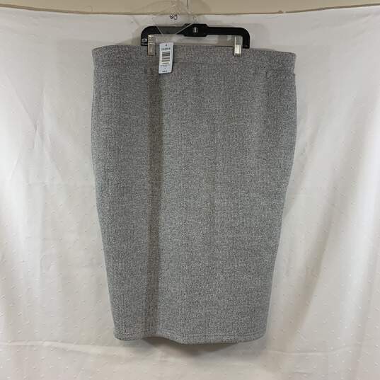 Women's Grey Marled Torrid Zip-Front Pencil Skirt, Sz. 3 image number 2