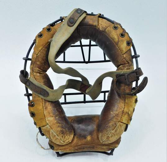 Vintage 1940-1949 Rawlings Leather & Wire Frame Baseball Catchers Mask image number 3