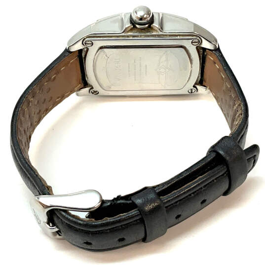 Designer Invicta 2151 Swiss Movement Water Resistant Analog Wristwatch image number 3
