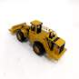 Norscot Caterpillar Cat 992G Wheel Loader 1:50 Scale DieCast image number 2