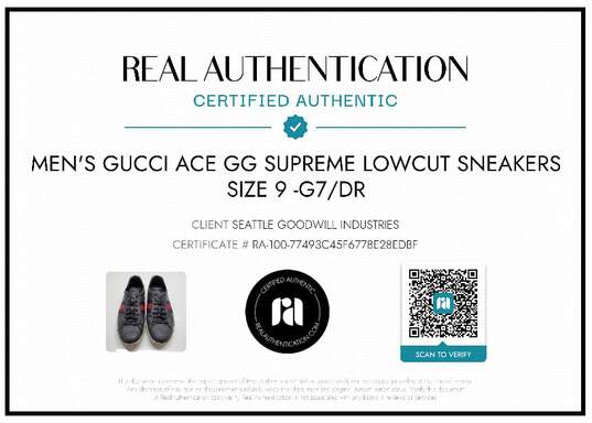AUTHENTICATED MEN'S GUCCI ACE GG SUPREME CANVAS LOWCUT SNEAKERS SIZE 9 image number 2