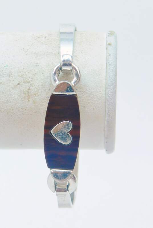 Vintage Crown Trifari Silver Toned Heart Faux Wood Hinged Bangle Bracelet 15.1g image number 3