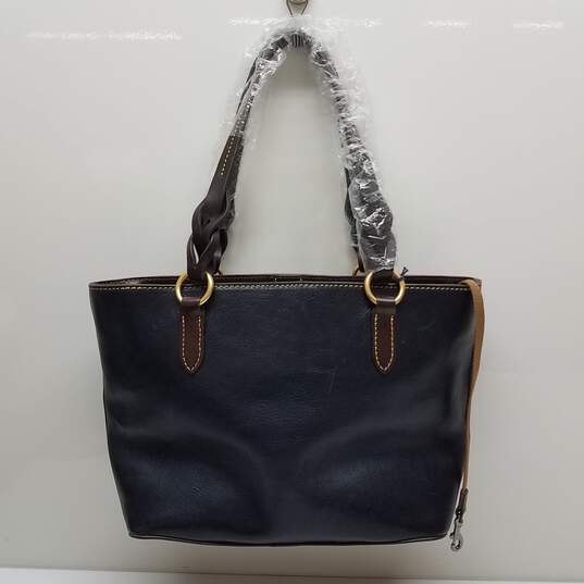 Buy the Dooney & Bourke Small Gretchen Tote Navy | GoodwillFinds