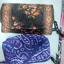 Bundle of 2 Vera Bradley Bags and 2 Wallets alternative image