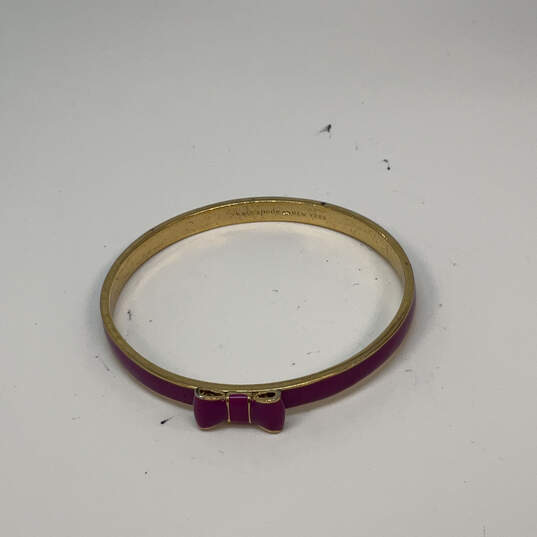 Designer Kate Spade Gold-Tone Take A Bow Purple Classic Bangle Bracelet image number 2