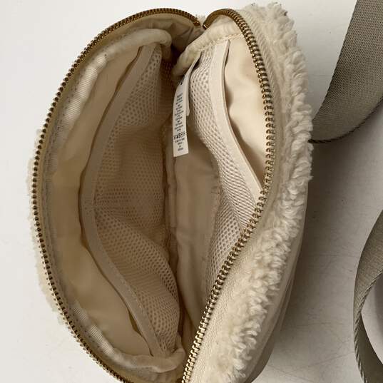 Lululemon Womens White Gold Sherpa Adjustable Strap Belt Bag One Size image number 3
