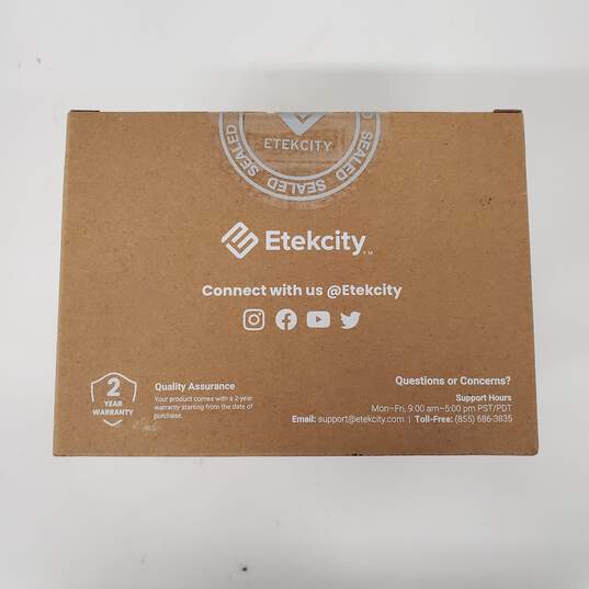 SEALED Etekcity CL10 4 Pack Portable Outdoor LED Camping Lanterns image number 3