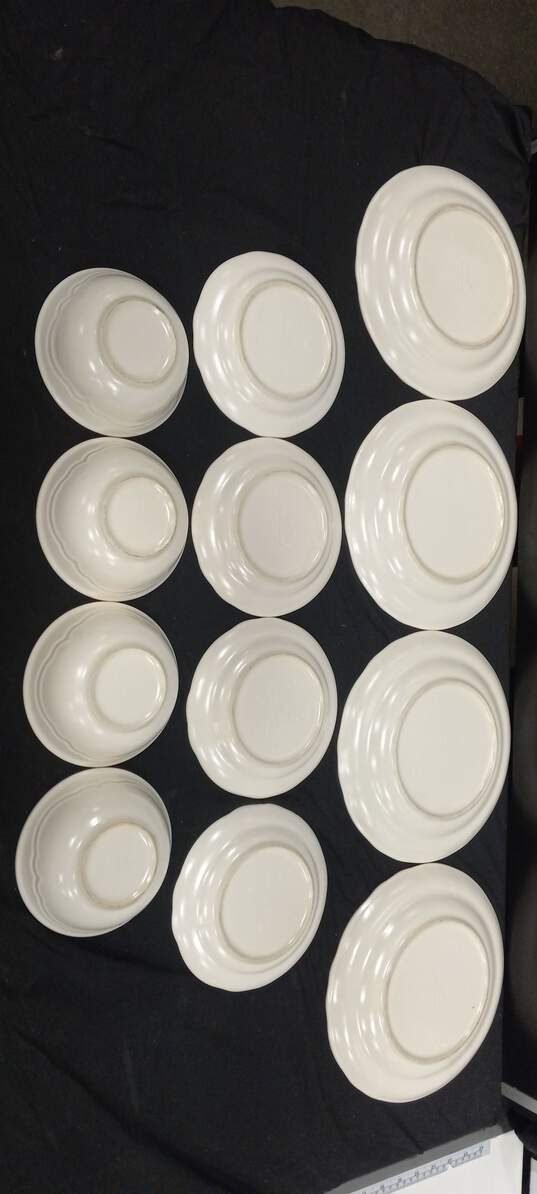12PC Pfaltzgraff Floral Pattern Beige Dinner & Lunch Plates w/ Bowls Bundle image number 4