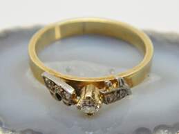 Vintage 14K Yellow Gold 0.13 CTTW Diamond Ring 2.7g