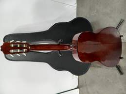 6 String Acoustic Guitar Model No. CL40 w/Case alternative image