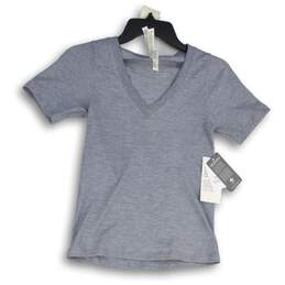 NWT Athleta Womens Gray  V-Neck Activewear Short Sleeve Pullover T-Shirt Small