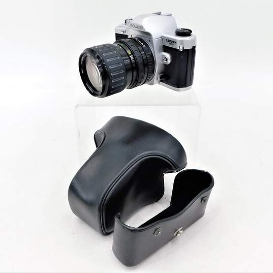 Promaster 2500PK Super 35mm SLR Film Camera w/ 28-70mm Lens & Case image number 1