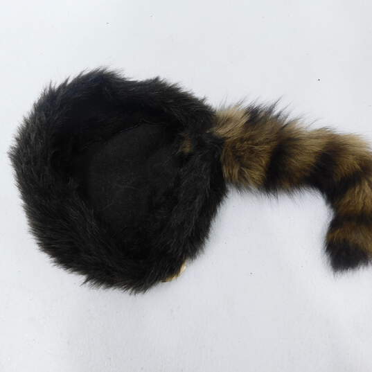 Davy Crackett Style Racoon Tail Hat With WWF Pin Attached Wrestling image number 2