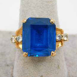 Vintage 10K Yellow Gold London Blue Topaz & Clear Quartz Accented Statement Ring 5.8g alternative image