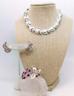 Vintage Lisner Silver Tone Etched Swirl Necklace & Earrings & Icy Red Rhinestone Brooch 81.0g