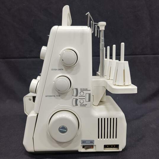 Kenmore Small White Sewing Machine ( Parts & Repair ) image number 5